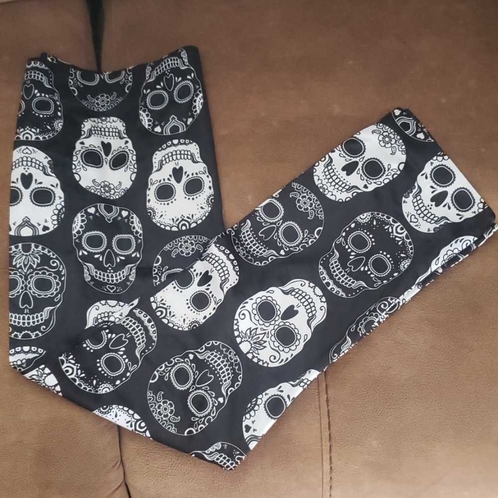 Skully leggings (Size XXL/2XG)